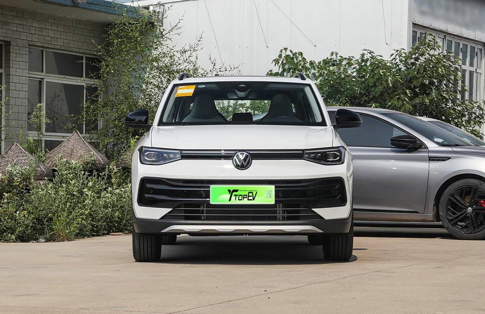 imgi_3_1_3(2) 2026 Volkswagen Tharu– China Export Vehicle | CarSaleChina - Image 1