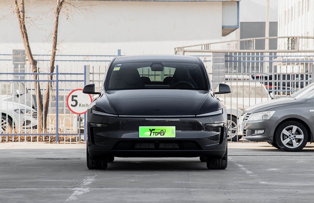 imgi_3_1_3(70) Tesla Model Y L 2026– Ready for Export From China | CarSaleChina - Image 1
